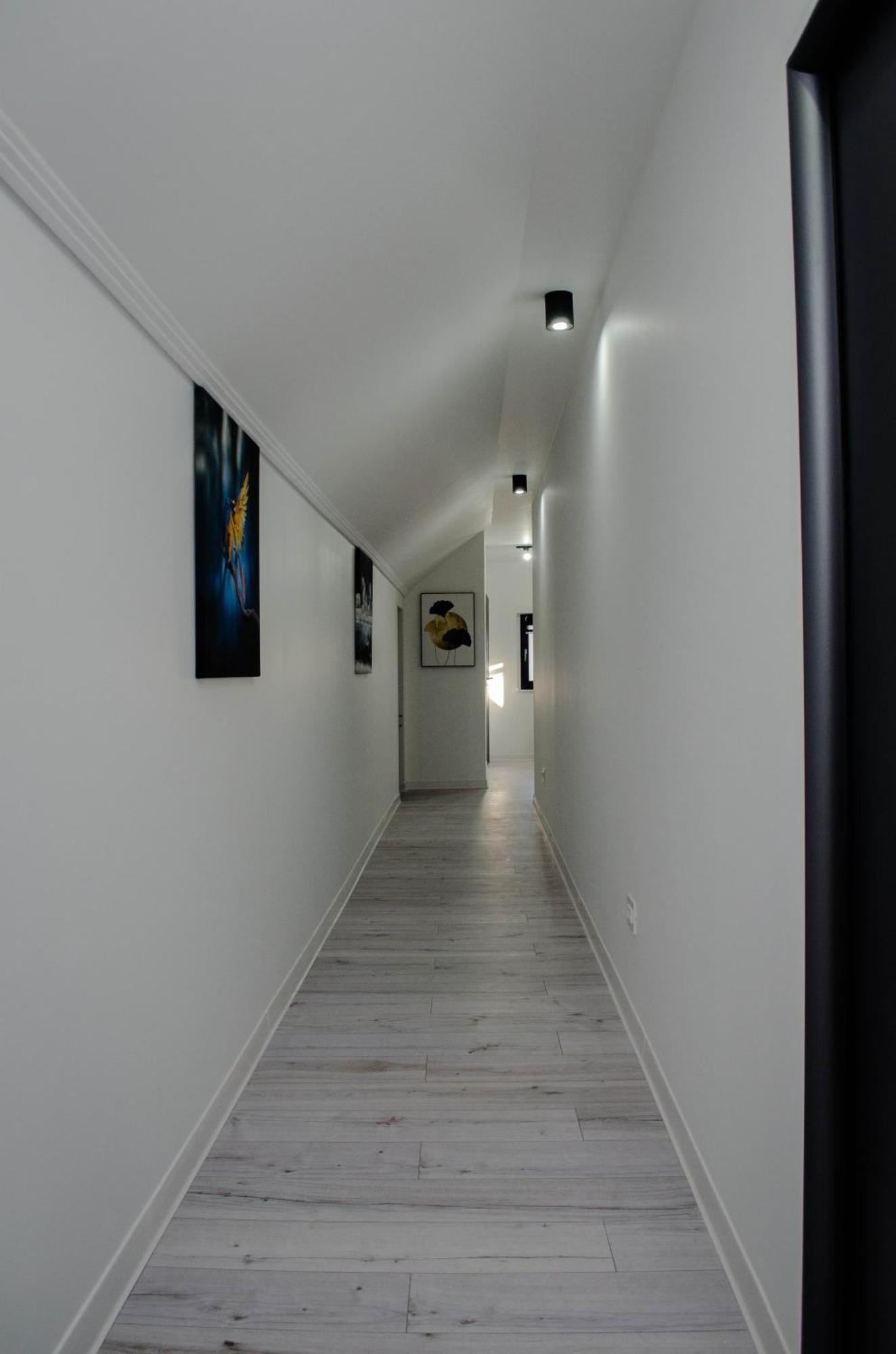 Pentgarden Penthouse Jacuzzi Lejlighed Târgu Jiu Eksteriør billede
